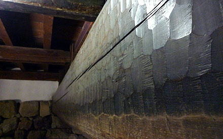 犬山城の梁 - a beam of Inuyama Castle